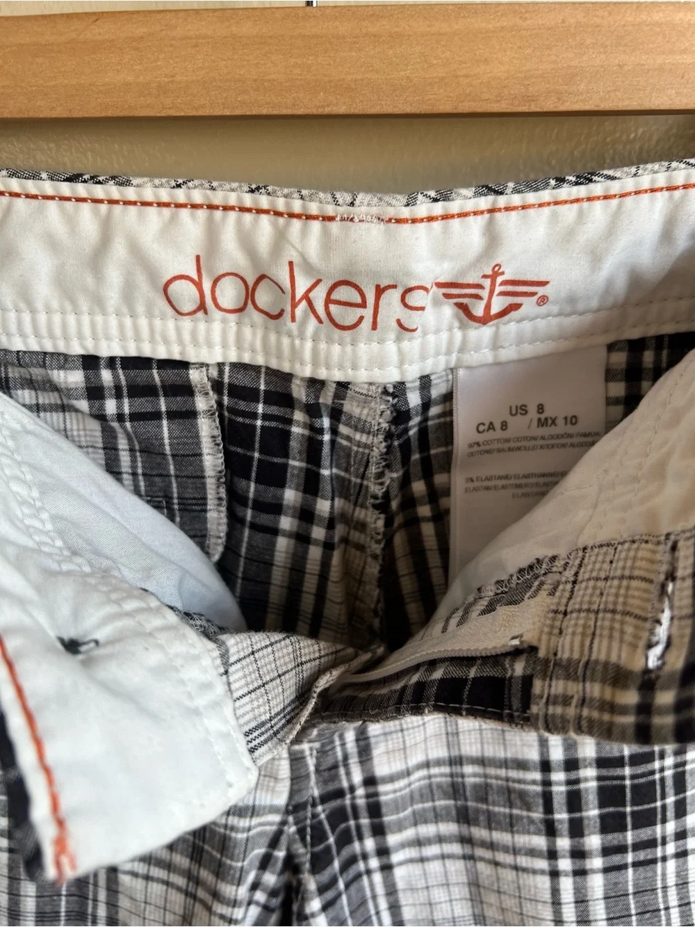 Dockers Women’s Size 8 Black White Plaid Mid Rise Bermuda Walking Shorts